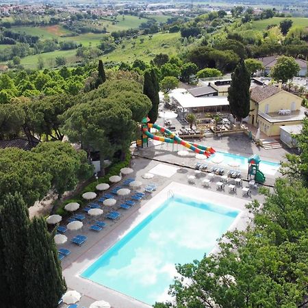 Camping Village Mar Y Sierra San Costanzo المظهر الخارجي الصورة