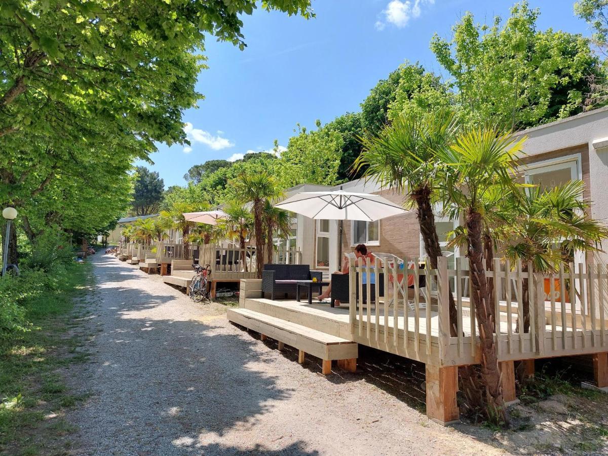 Camping Village Mar Y Sierra San Costanzo المظهر الخارجي الصورة