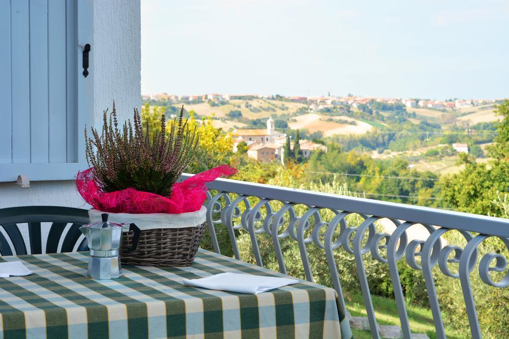 Camping Village Mar Y Sierra San Costanzo المظهر الخارجي الصورة