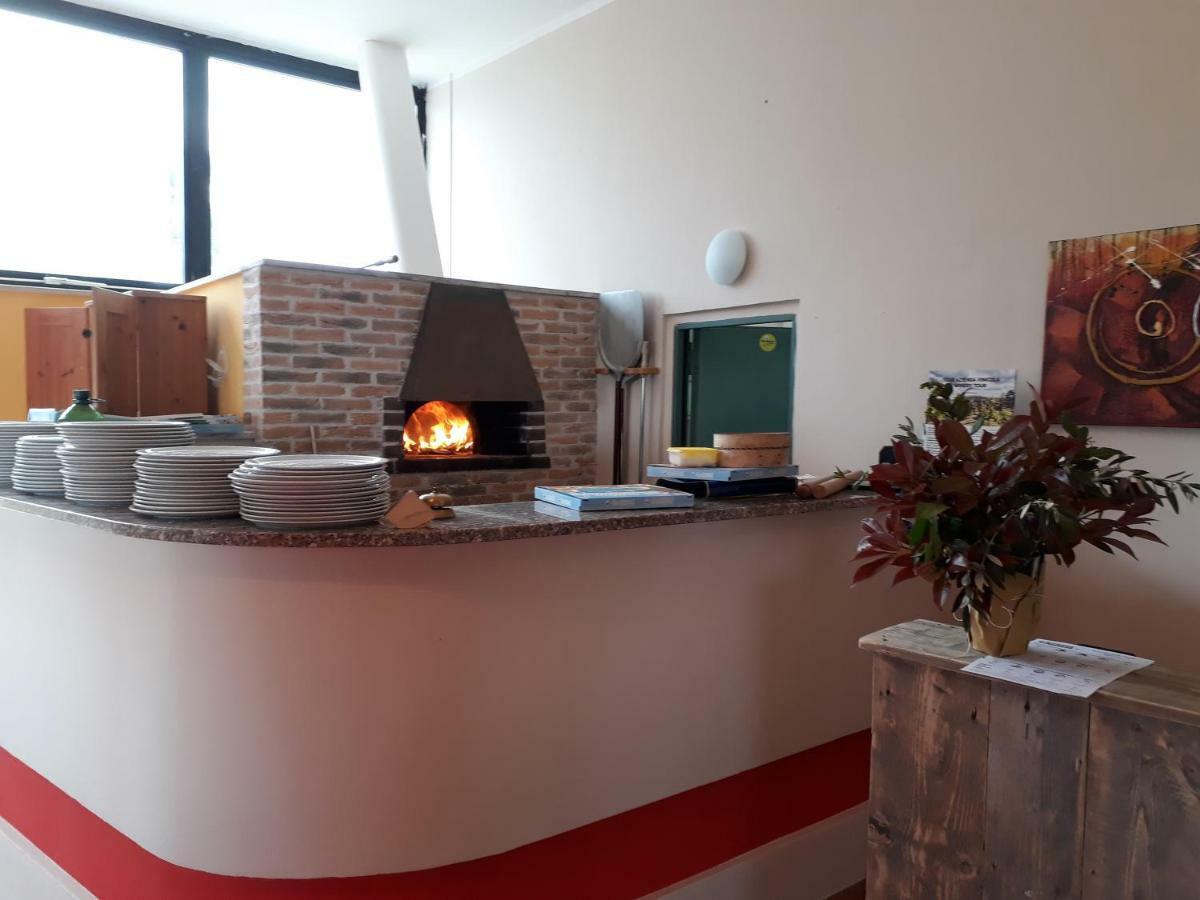 Camping Village Mar Y Sierra San Costanzo المظهر الخارجي الصورة