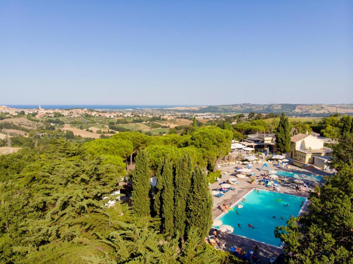 Camping Village Mar Y Sierra San Costanzo المظهر الخارجي الصورة